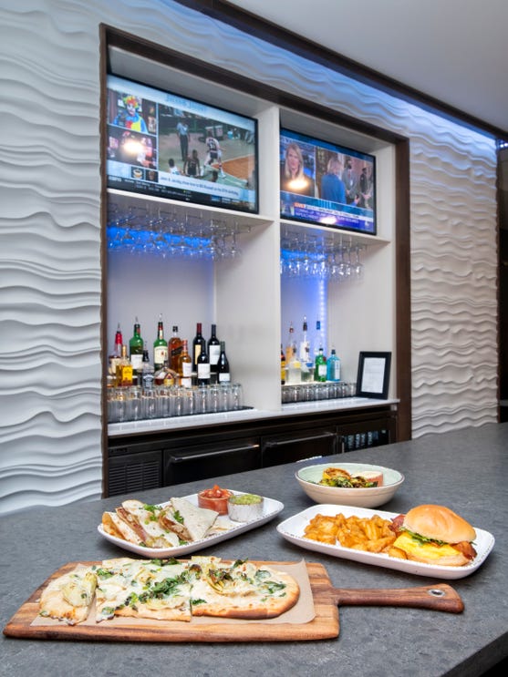 New Courtyard by Marriott and Bistro on 9-Mile Rd Pensacola